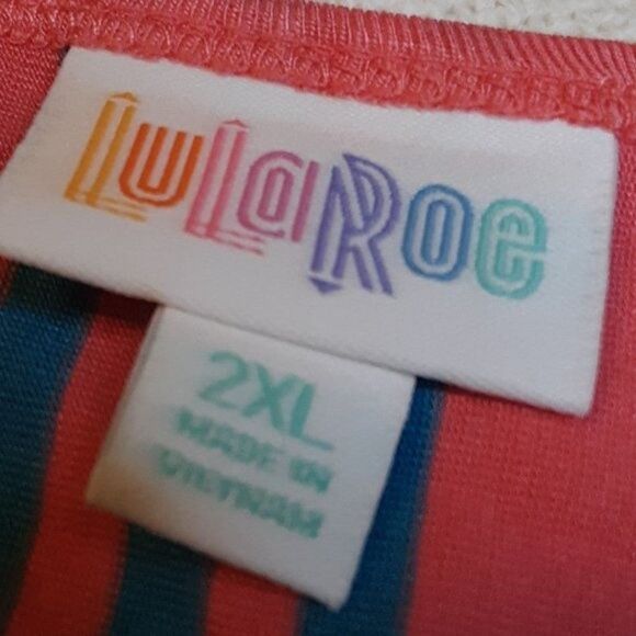 Blouse LulaRoe Irma Women's Top size 2XL (NWT) - Picture 4 of 10